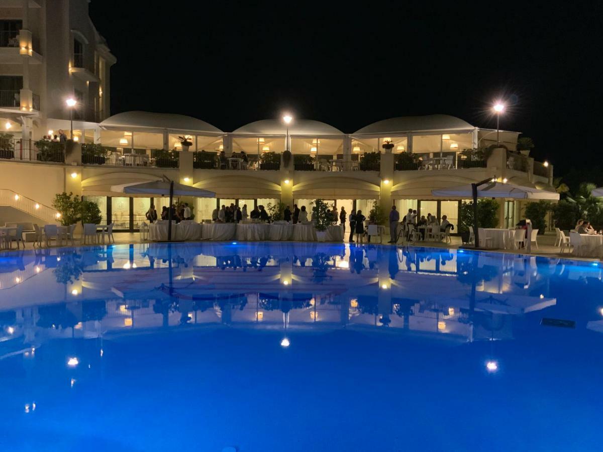 Grand Hotel Balestrieri Torre Melissa エクステリア 写真