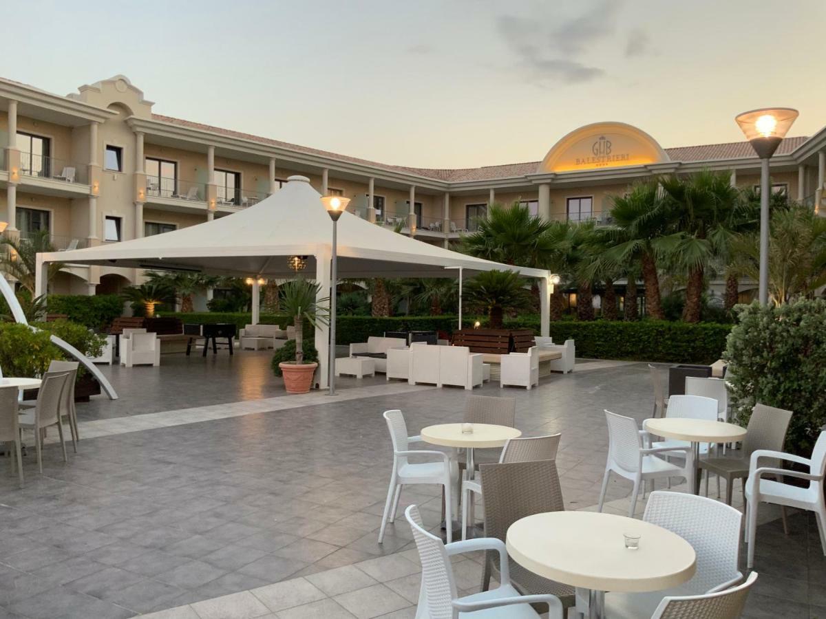 Grand Hotel Balestrieri Torre Melissa エクステリア 写真