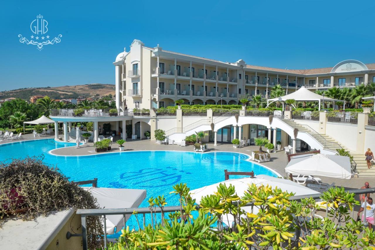 Grand Hotel Balestrieri Torre Melissa エクステリア 写真